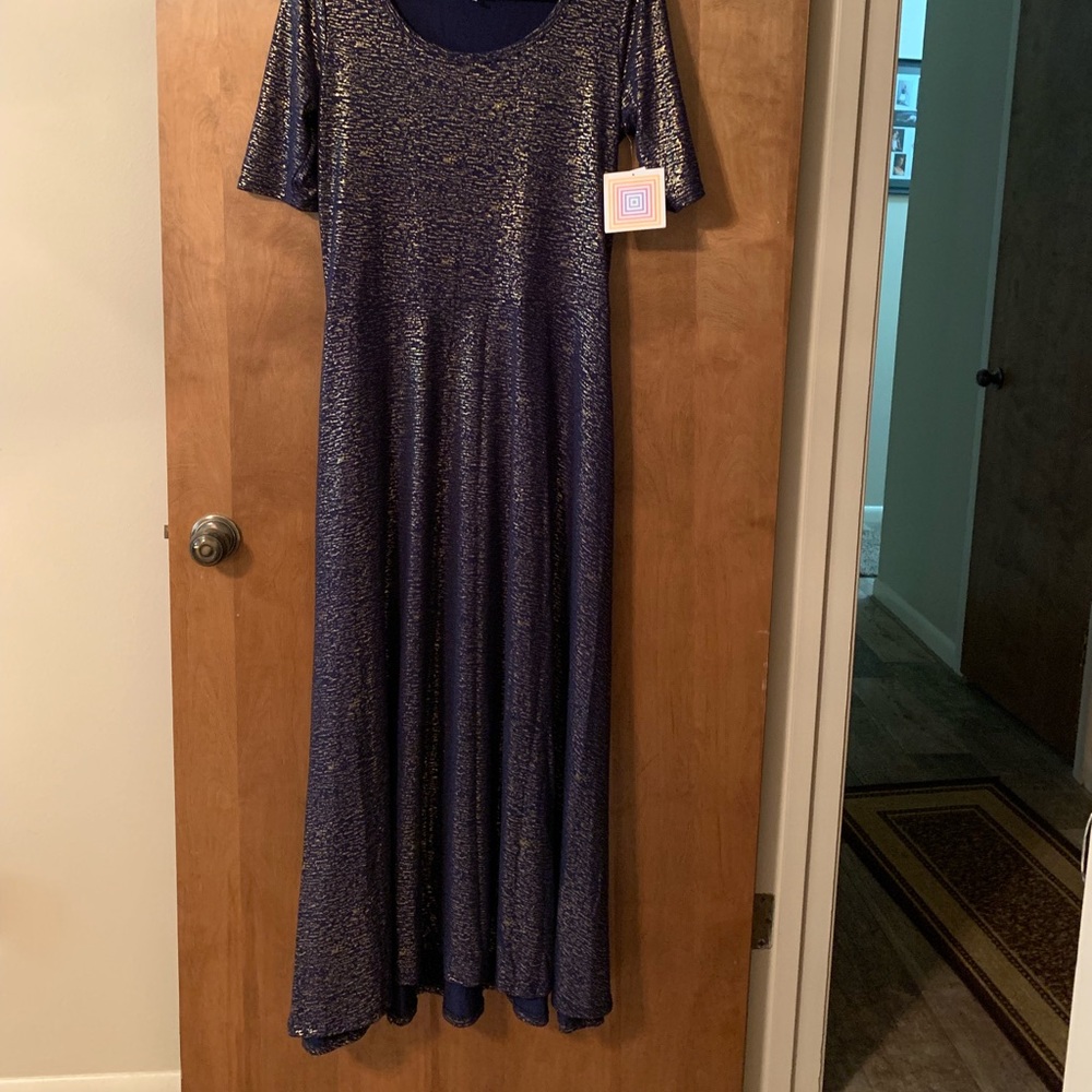 Lularoe Ana size large. Navy with gold lines.